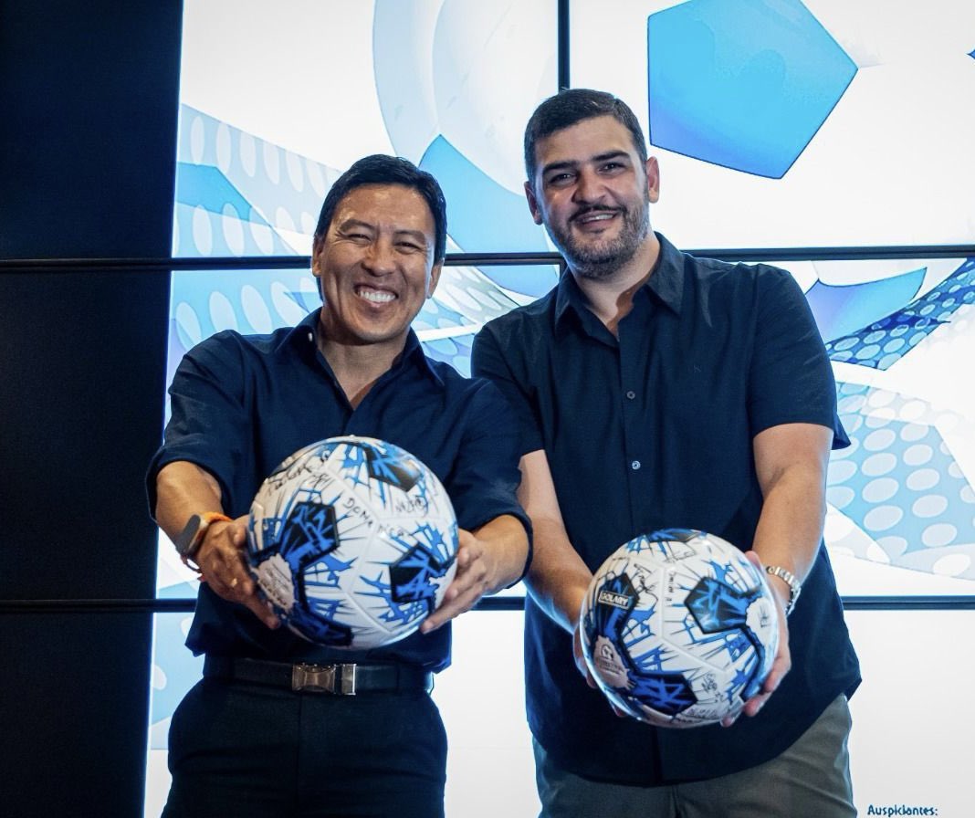 “El deporte tiene el poder de silenciar las armas”.
                     
                                         Aquiles Alvarez alcalde. 

Dedicado a los que resisten con honor. 
¡Contigo hermano! 

#somosresistencia 
#estamoscontigo #aquiles