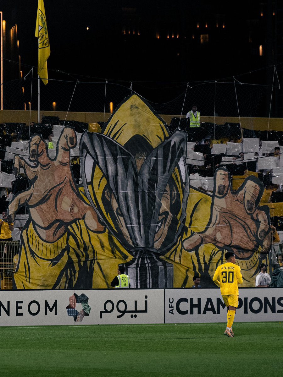 عمرو tweet media