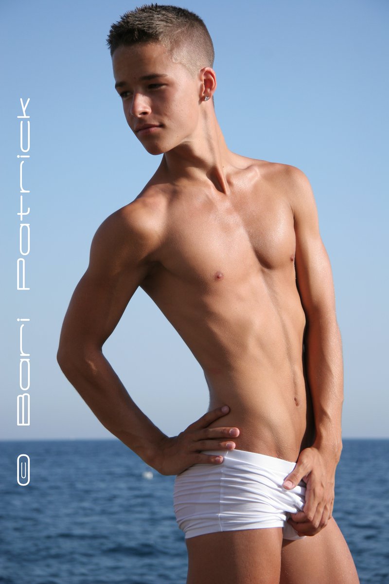 Beach & Pool tweet media