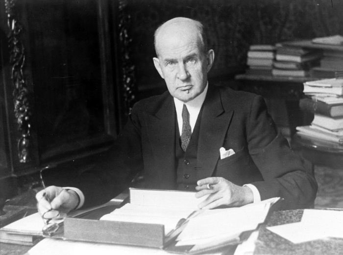 1926 Live tweet media