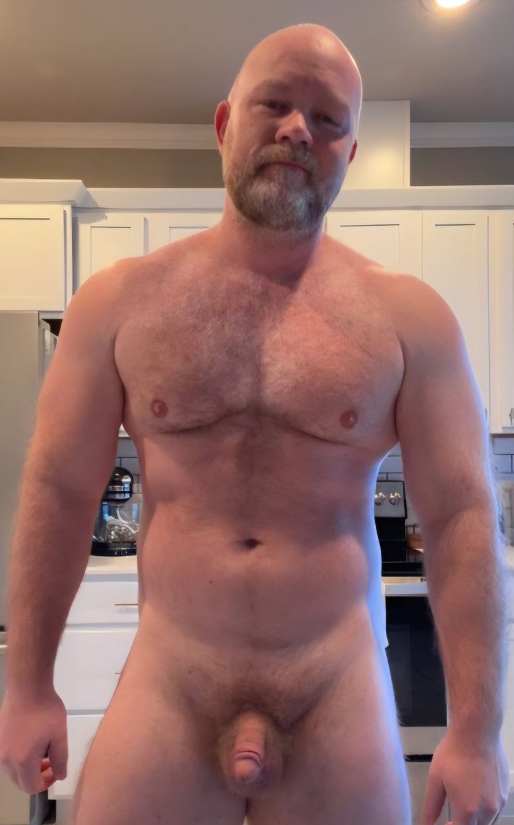 Lucky Tucker tweet media