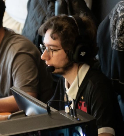 karasu 🐦‍⬛ tweet media