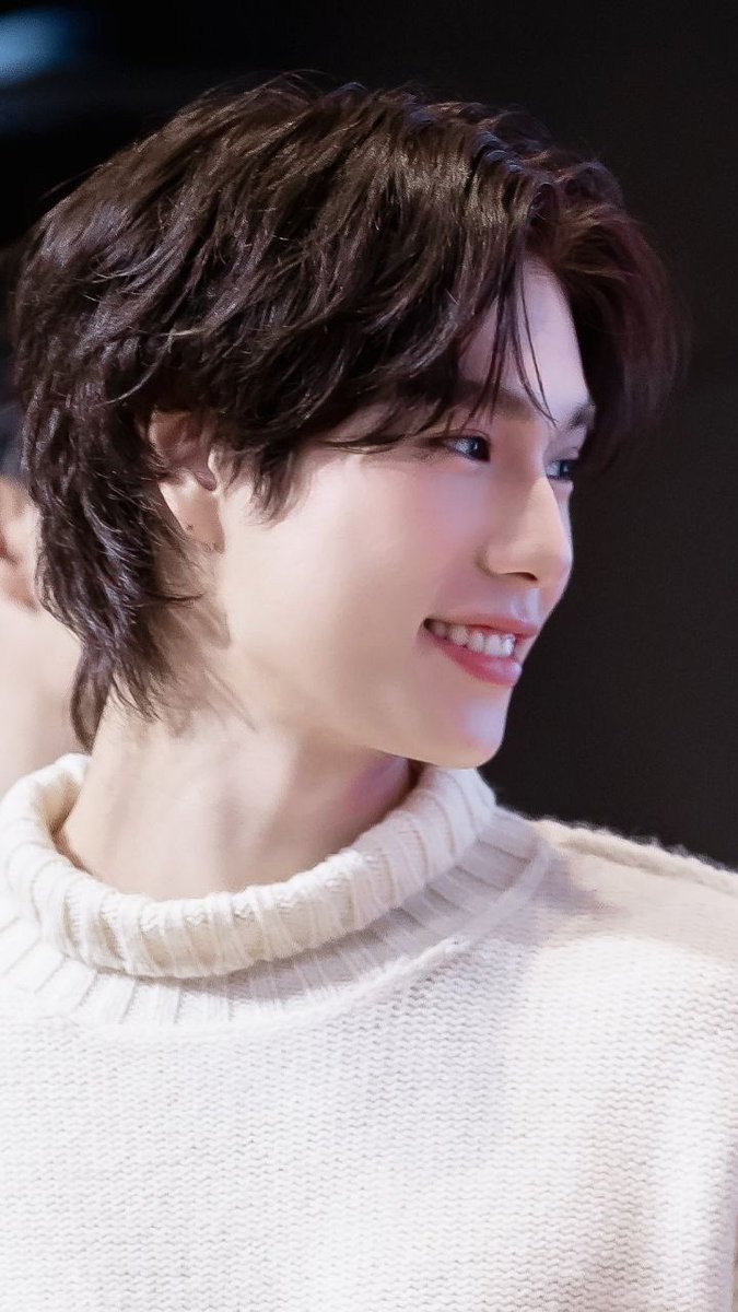 Pond Phuwin only tweet media