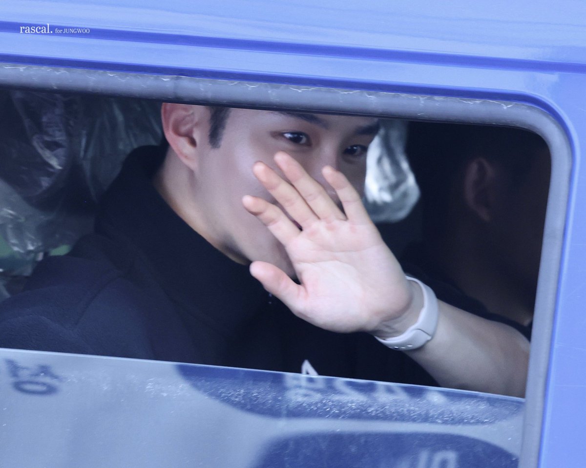 강아에서 성견이 되었구나