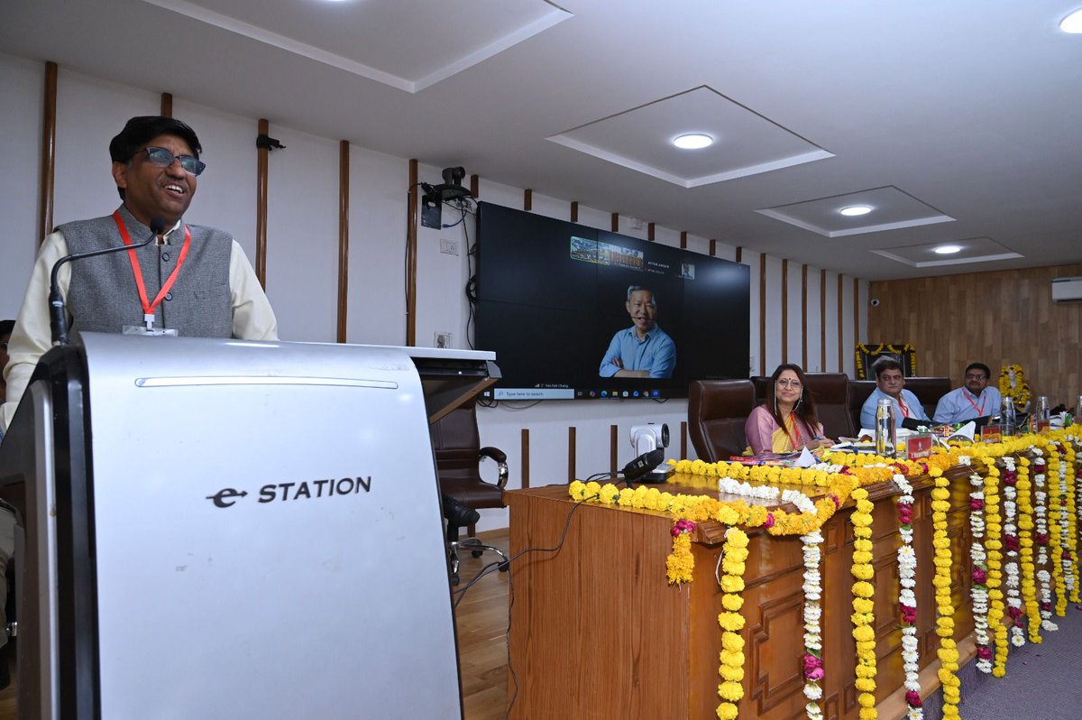 Abhay Karandikar tweet media