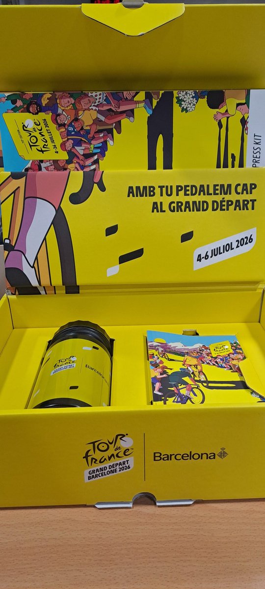 qiglesias's tweet image. Faltan 100 días para que @LeTour salga desde casa Hoy, #bcn ya lucirá de amarillo. Nos lo pasaremos bien, @Copedaleando. Y mañana, el avión del Tour con los amigos de @vueling. Más en @ESPORTSCOPE con @david_escude