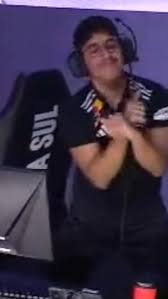 Lucas santos tweet media