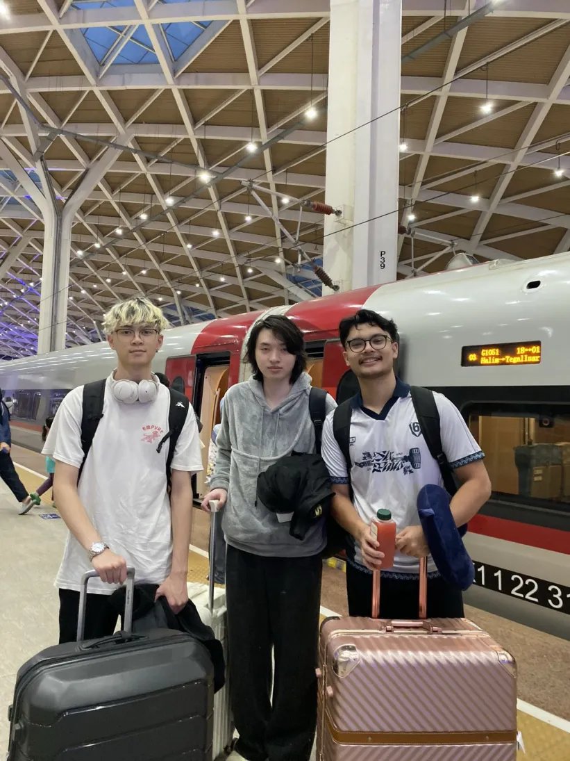 WeiboGamingEsports tweet media