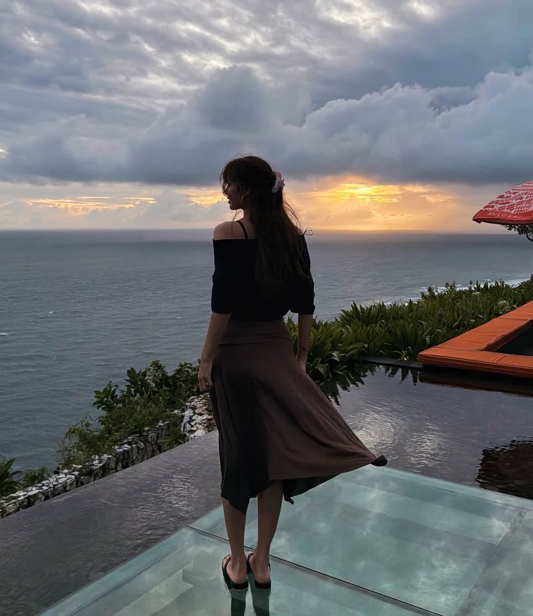 LALICE UPDATES tweet media