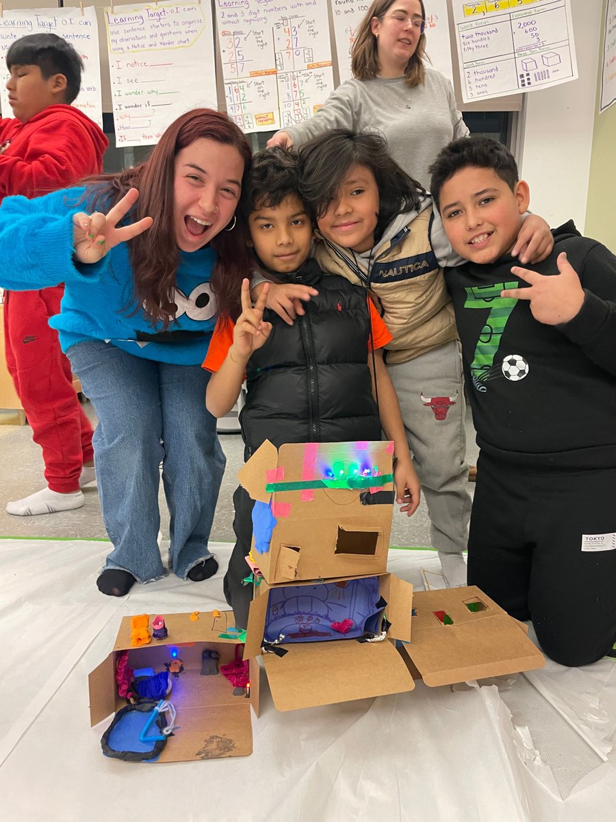 CooneyCenter's tweet image. When the kid co-designers insist that the adult co-designer gets in the picture… that’s when you know real co-design has happened! We’re grateful for the privilege to #codesign better #edtech with kids. Learn more about our co-design work in the Sandbox: bit.ly/4qf3y14