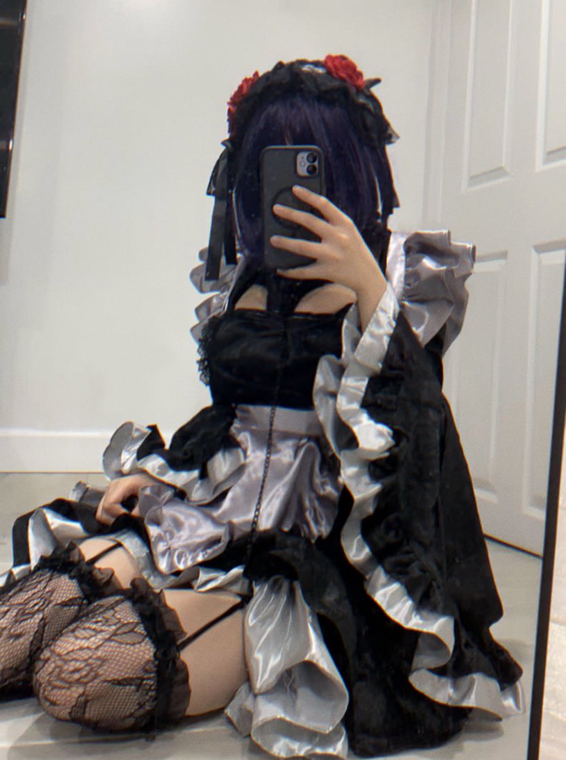 carmel 🎀 tweet media