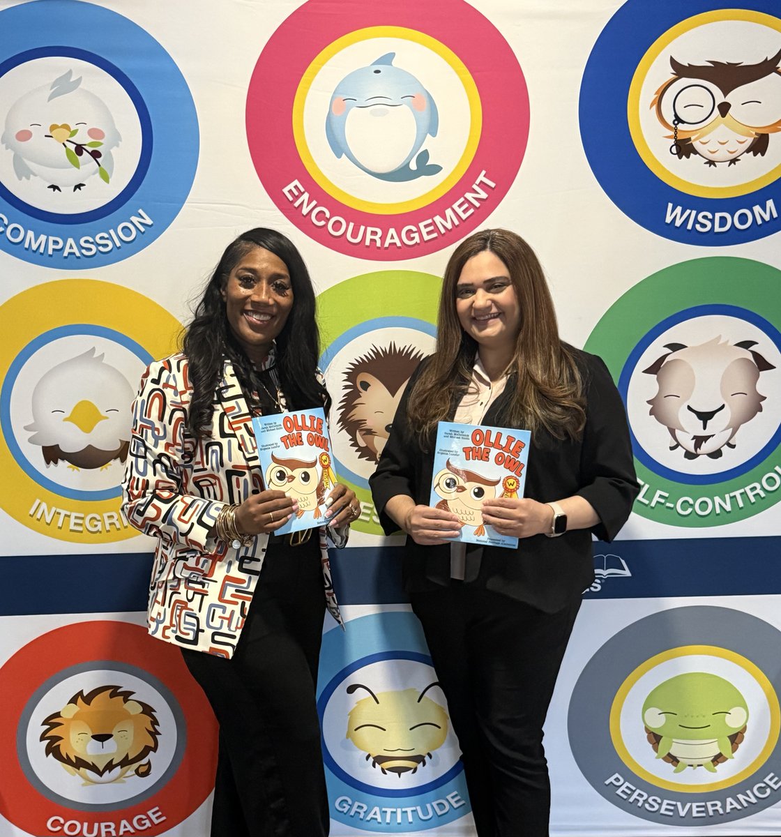 TaylorExemplar's tweet photo. Hi TEA,
We're currently confirming enrollment for the upcoming school year. Our TEA team was well represented at the NHA Regional Enrollment Information Meeting this week. We enjoyed meeting new families and sharing what makes our school such a special place.
🍎 Ms. Marrugi https://t.co/C5fX8mH1W7