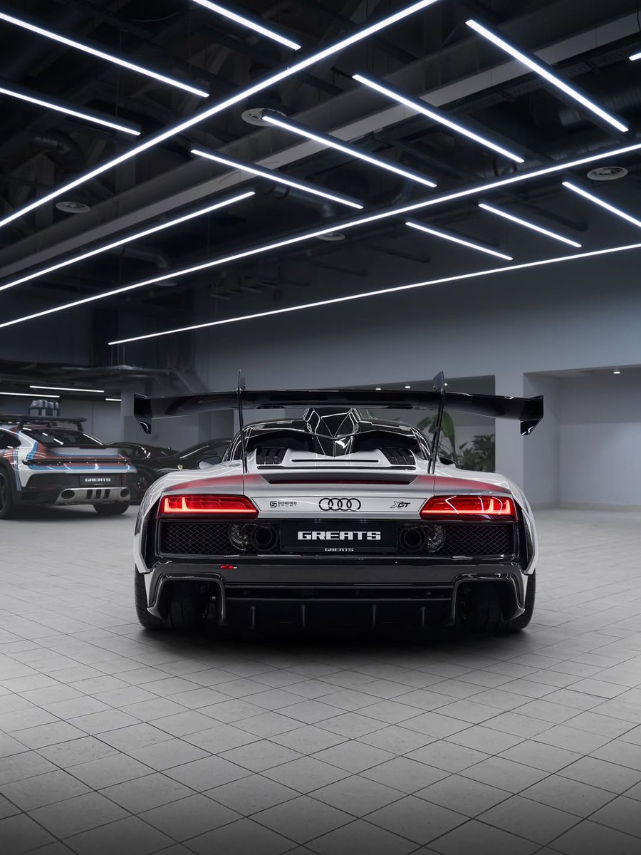 COMPETITION tweet media