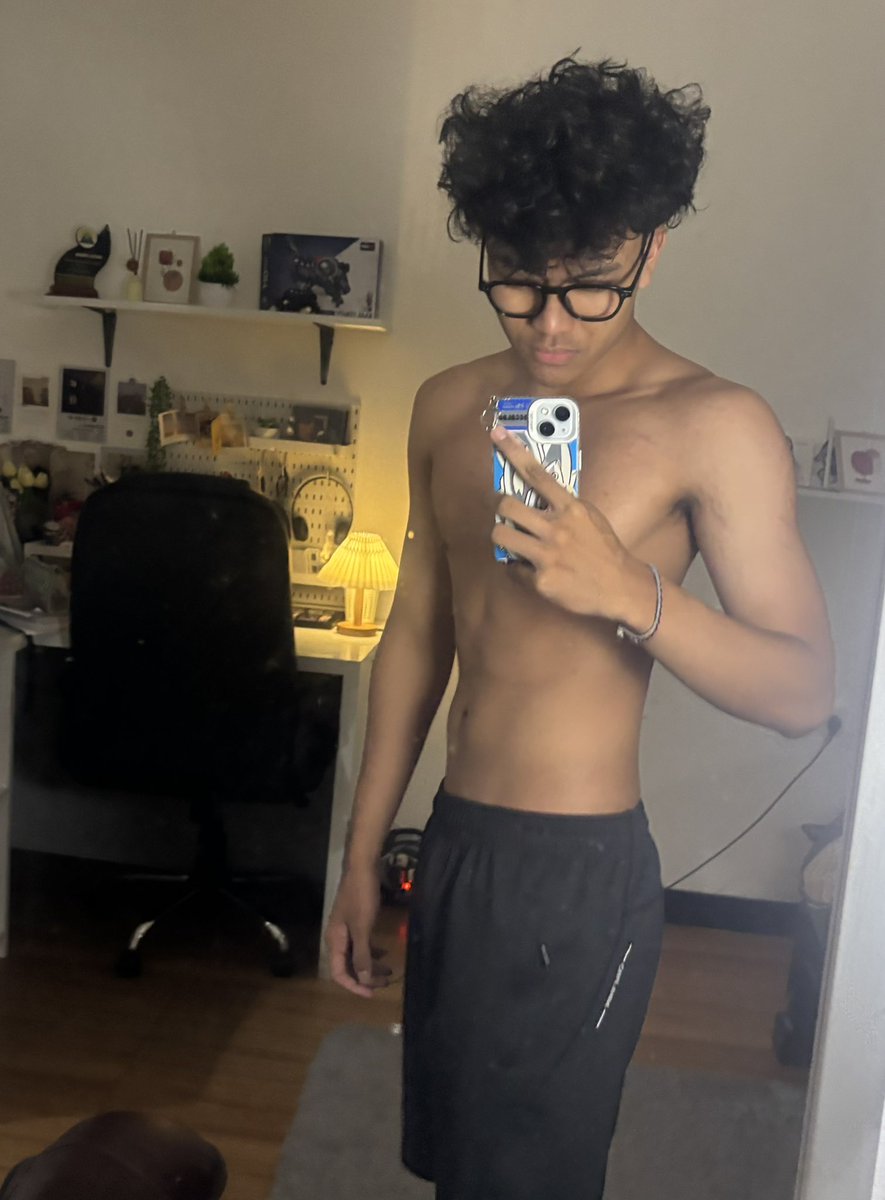 dimsums🍏²⁶ tweet media