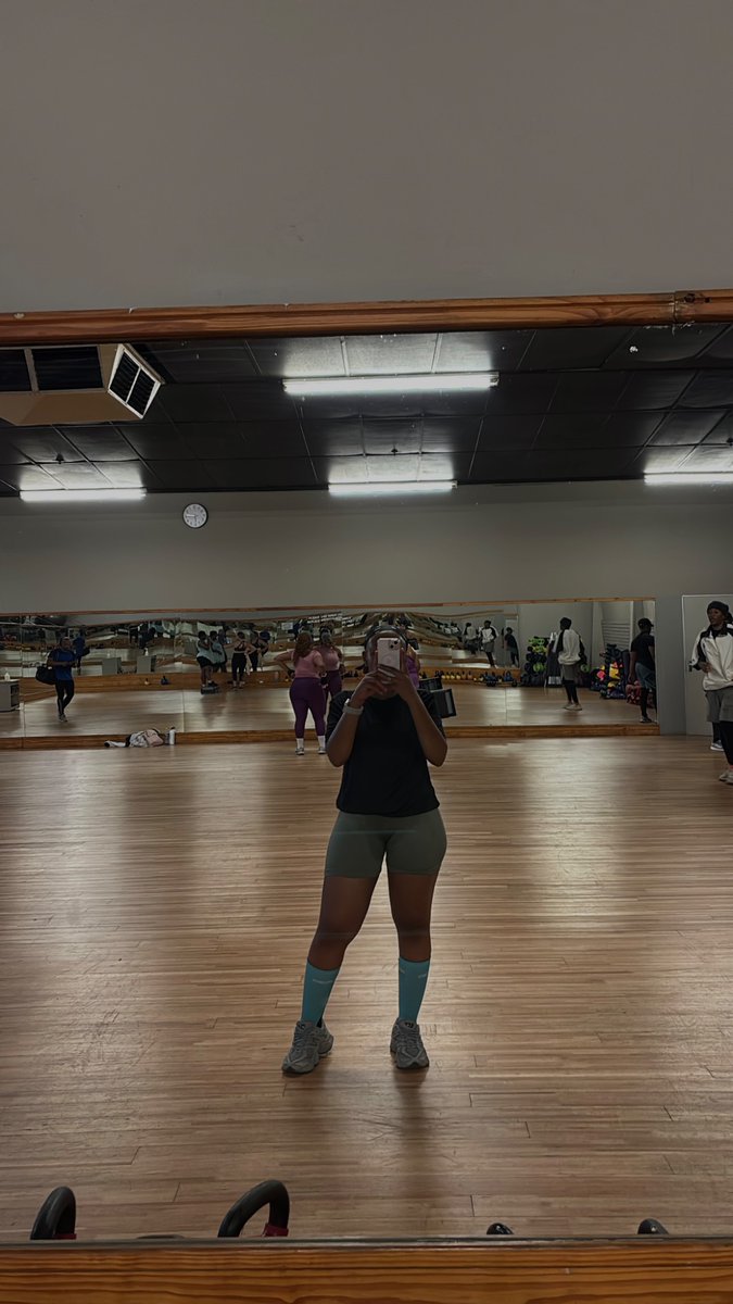 𝐠𝐢𝐧𝐚. 🧚🏽‍♀️ tweet media