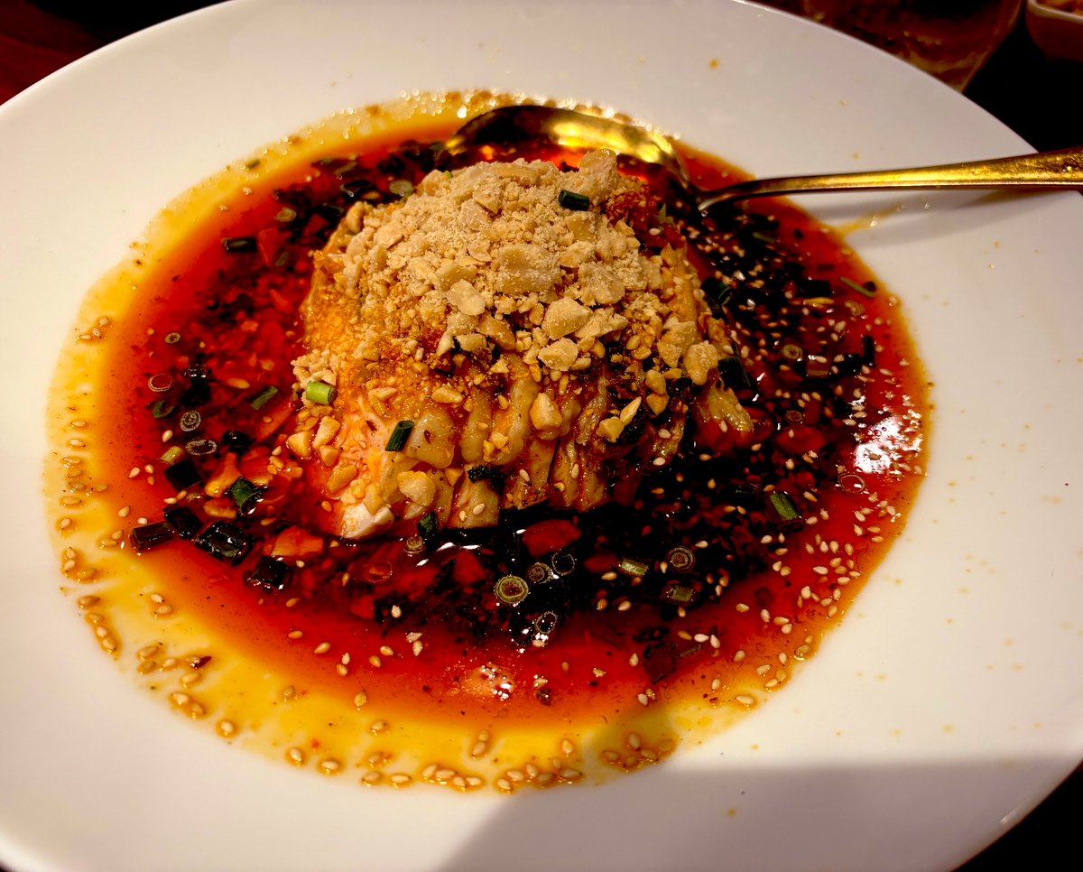 鶴（群） tweet media