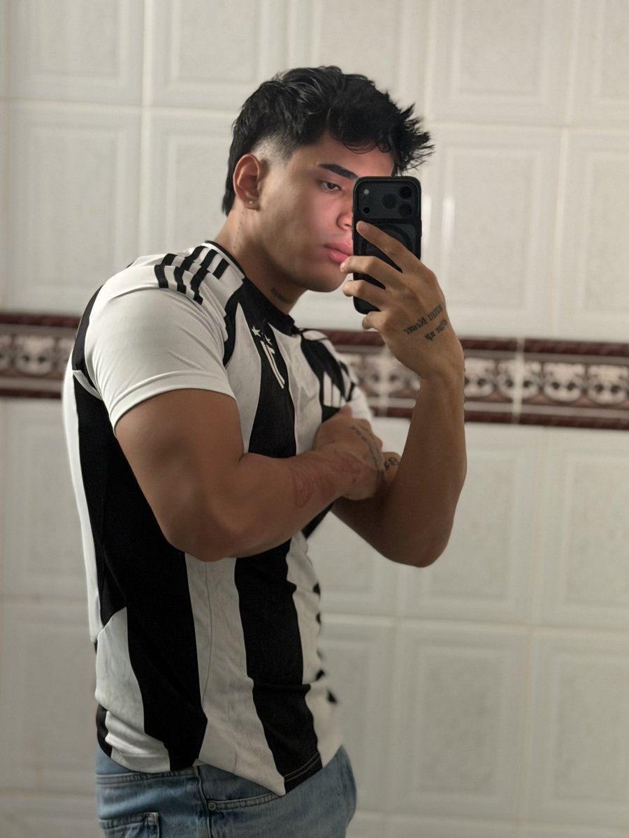 Daniel Esteban tweet media