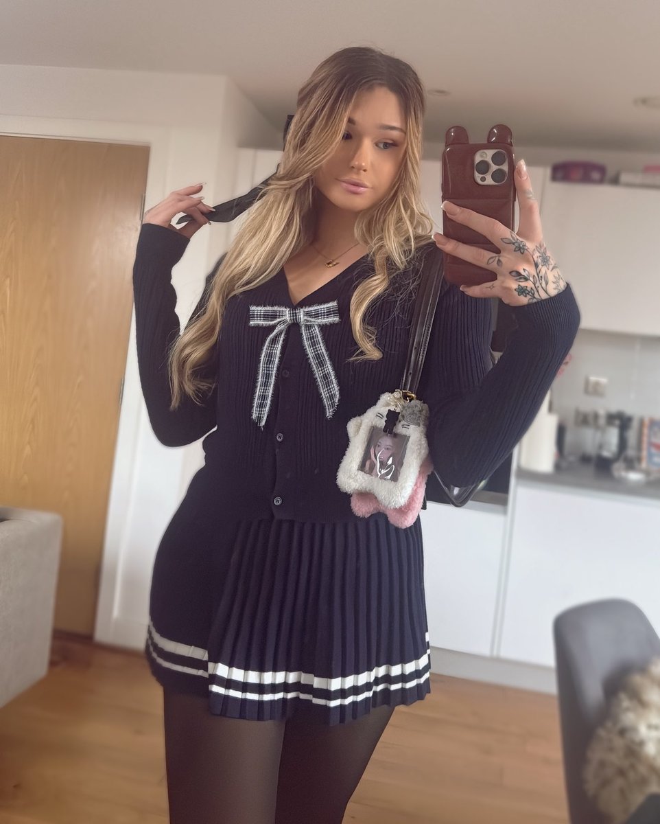 Evie 🏳️‍⚧️ tweet media