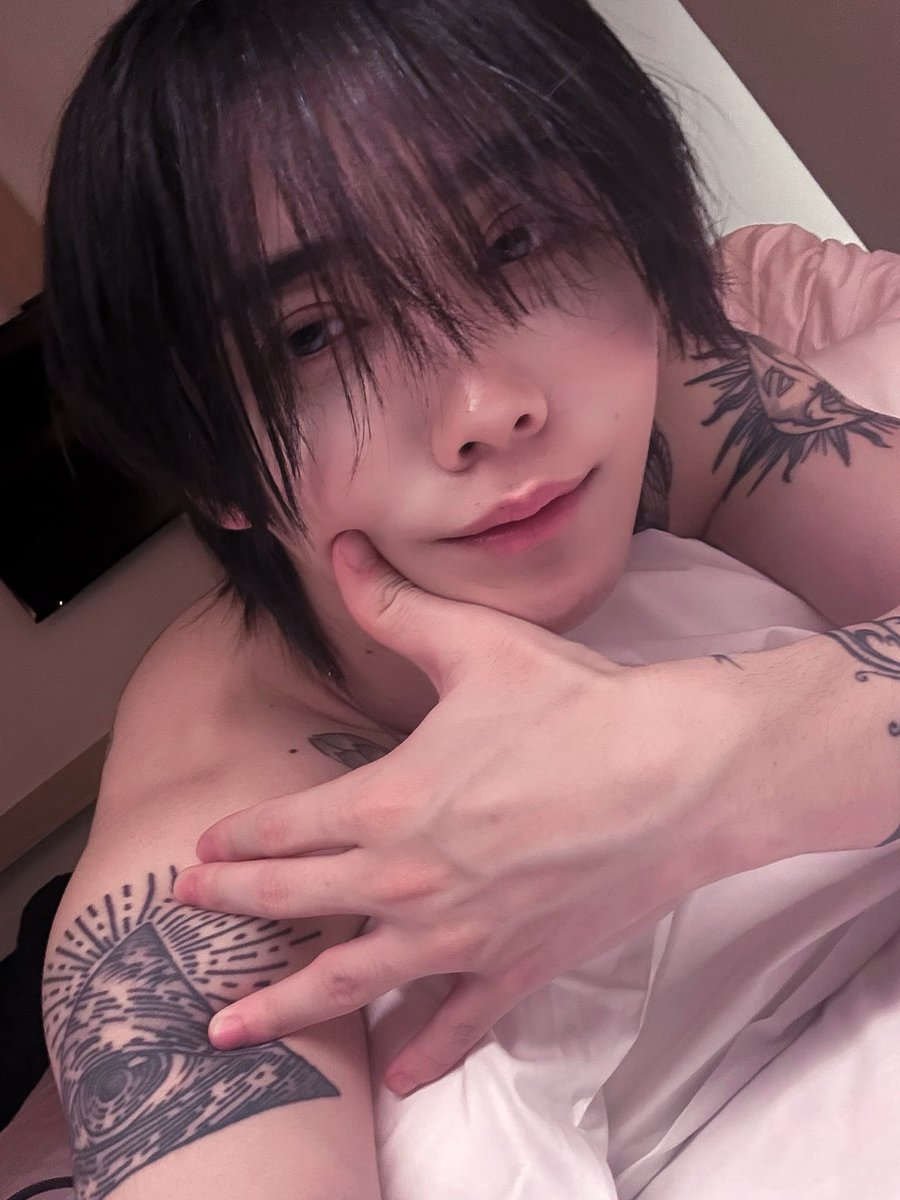 ゆら tweet media