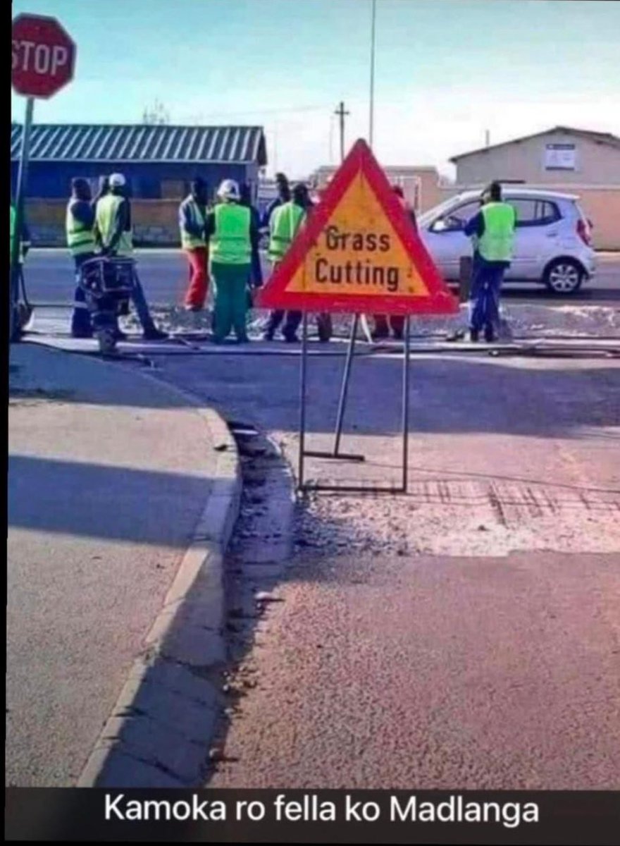 MaMhlanga Nompumelelo tweet media
