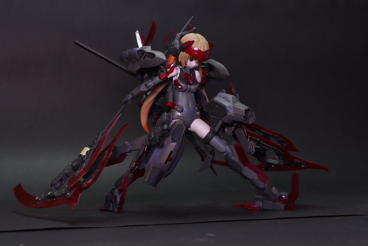 えすじー tweet media