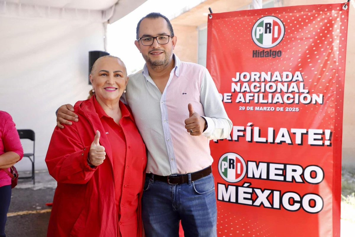 MarcoMendoza_B's tweet photo. Hoy está de fiesta el @cdeprihidalgo cumple años nuestra secretaria general @Victoria_E_M_M 

Muchas felicidades, que sea un día bendecido y un nuevo año lleno de bendiciones y éxitos. ¡Gracias por tu amistad y trabajo incansable! 🎂 🥳 🎉 https://t.co/6a163yZfgO
