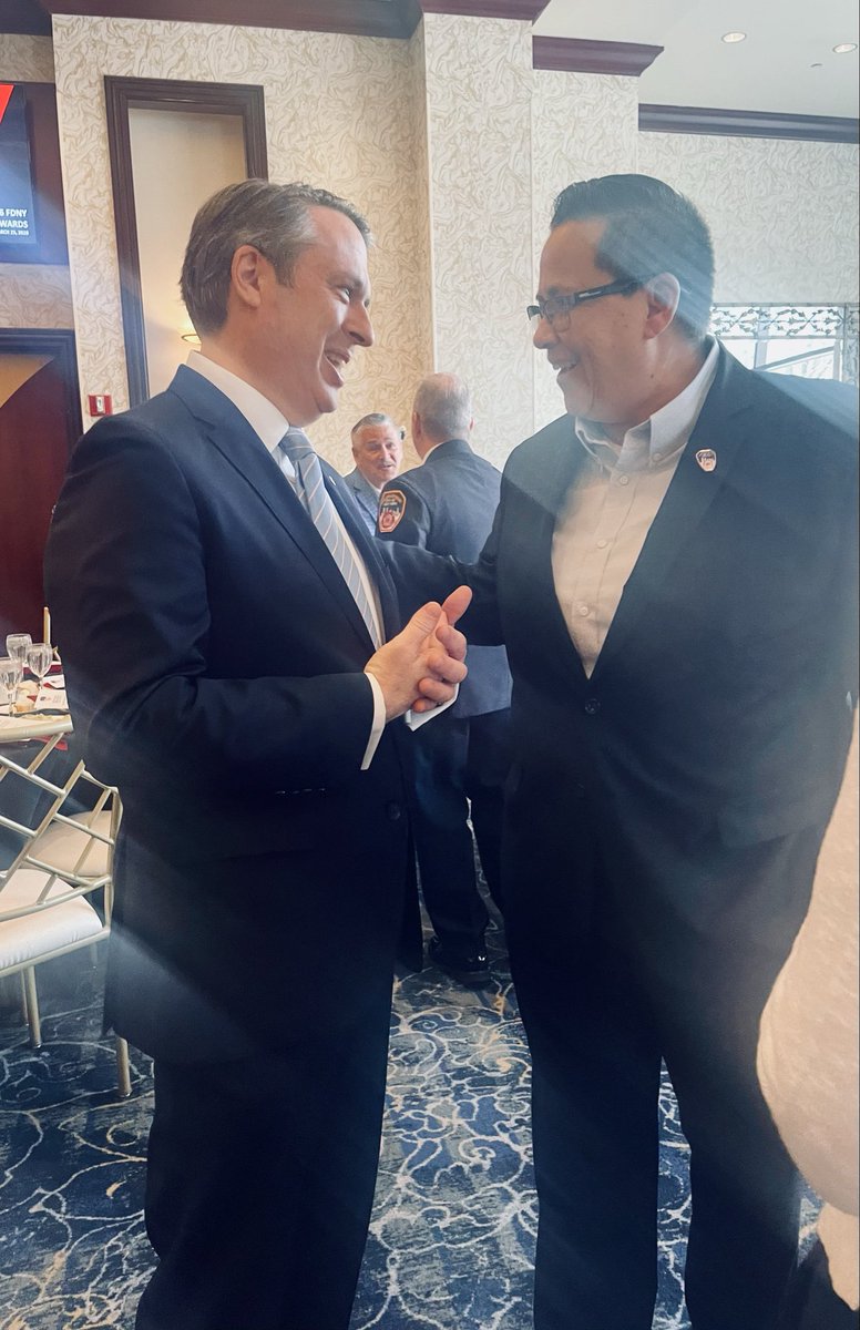 Mike DeCillis tweet media