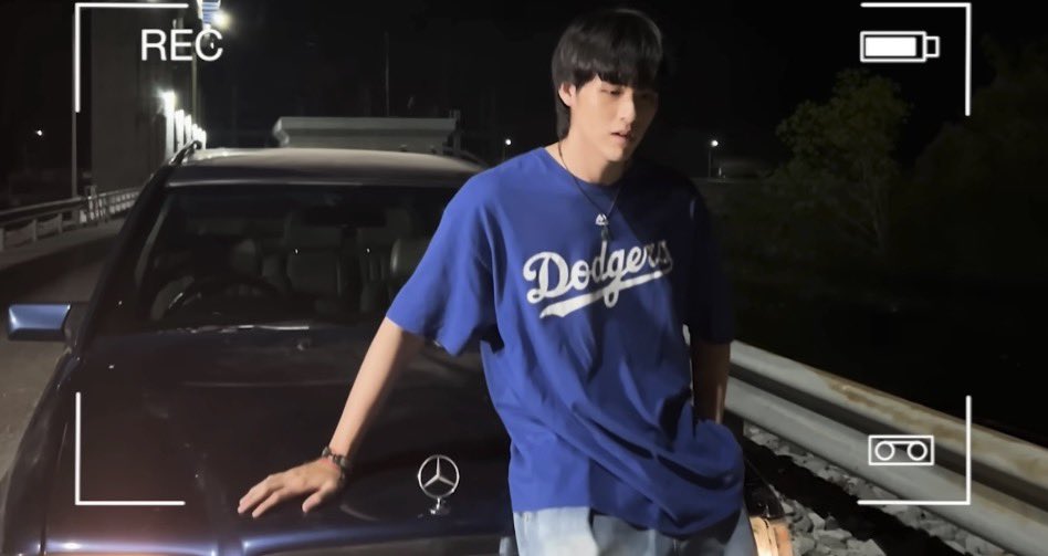 pickblue 🌤️ tweet media