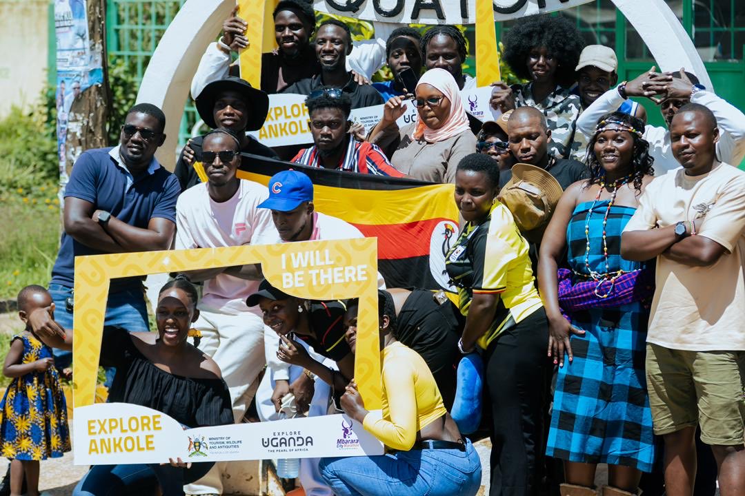peter_unction1's tweet photo. At kayabwe: Equator Moment
#ExploreAnkole https://t.co/LyfV8E7UfI