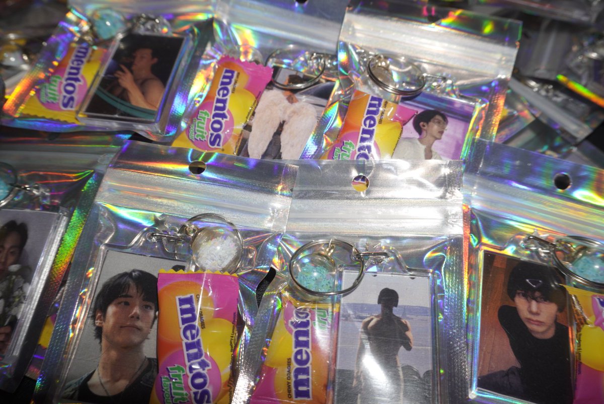 aeyna_starhwa's tweet image. #Freebies  close up update for #MONSTAXinKL ✨️

-boyfie vers (kihyun double bouquet limited), others are still available 
-freaky vers (actually 2 sided with different pictures; look @ the pic 2)
📍Mega Star Arena
🗓️ 28 March 2026 (TBA)
x.com/i/status/20314…