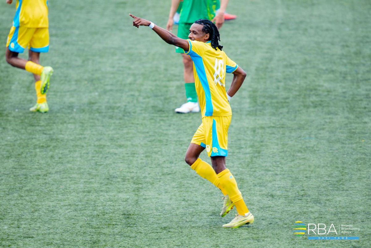 rbarwanda's tweet photo. Halftime: Aruba 3–0 Macau

⚽ Fermina Carlito
⚽⚽ Romano Jaybrien

Match officials: Uwikunda Samuel 🇷🇼with assistants Mutuyimana Dieudonné &amp; Ishimwe Didier.

4th official: Umutoni Aline 🇷🇼 
Commissioner: Awuye Yusuf 🇺🇬

#RBASports #FIFASeries2026 https://t.co/wUeAzBnZIt