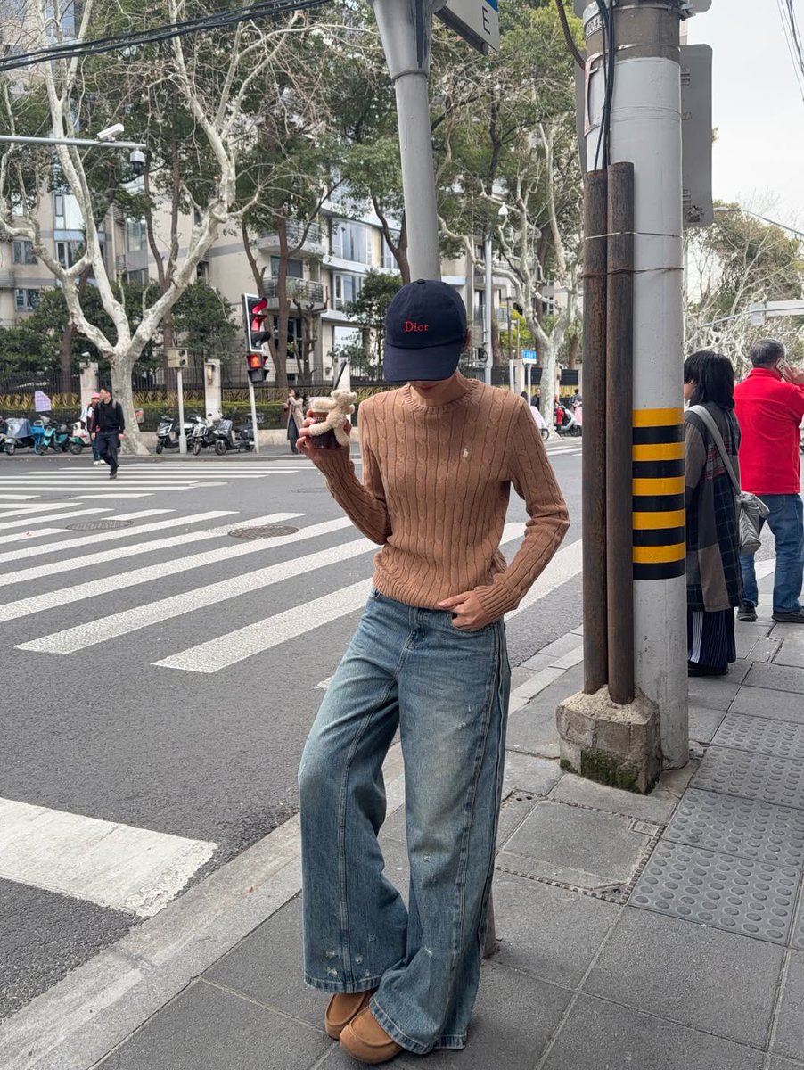 ปิ๊ดปี๋มืดมนเป้าโจ้น tweet media