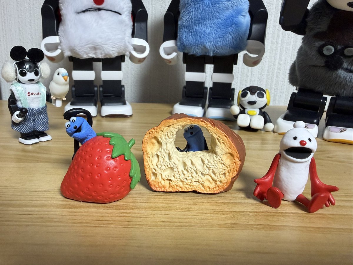 ろぼ太&ろぼえもん@828生まれロボホン❣️ tweet media