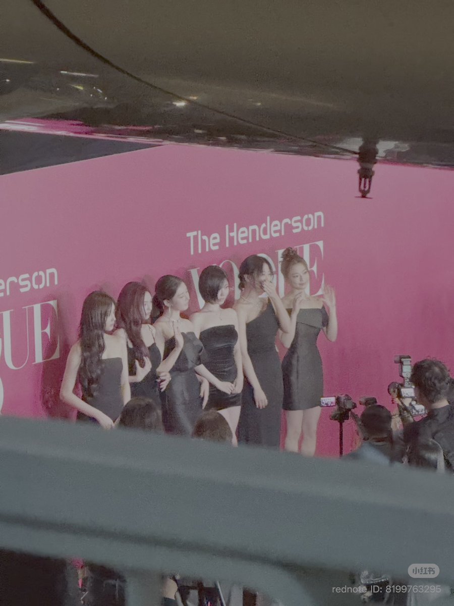 rorawarrior⚡︎ tweet media