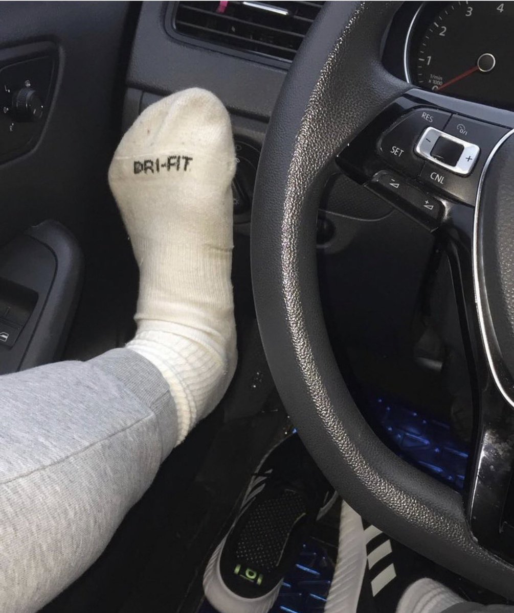 Hockey Stud Socks tweet media