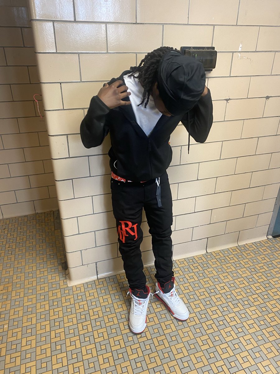 556face's tweet photo. 🎯👎🏾 

Bouta start postin  

#fypシ゚ #fypシ゚viral https://t.co/ix0eDk7RLE