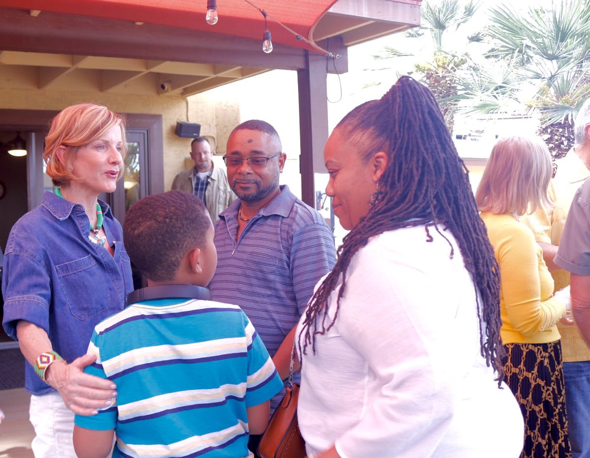 Susie Lee tweet media