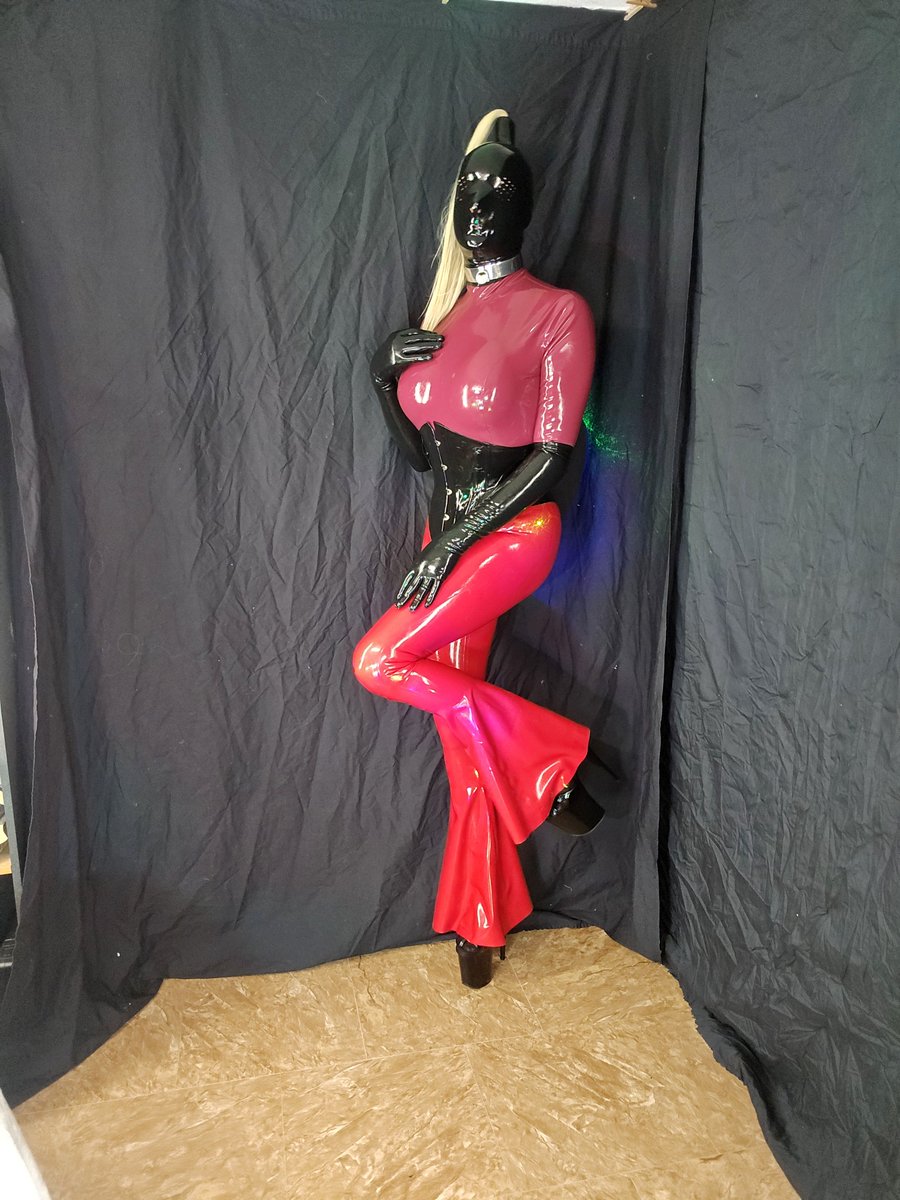 gumperlatexdoll tweet media