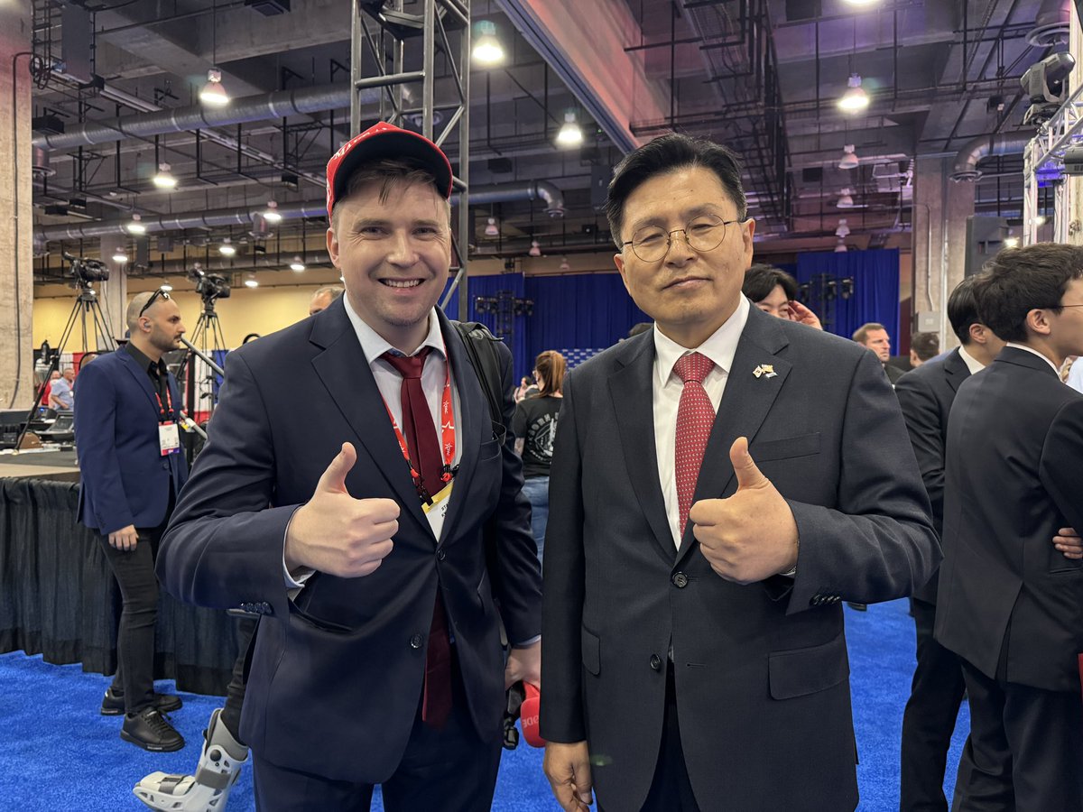 poland_stan's tweet image. Grateful for the conversations and connections at CPAC 2026 🇺🇸

Had the chance to meet some truly remarkable leaders, including Mateusz Morawiecki, Hwang Kyo-ahn, and Gordon Chang.

Events like this remind me how interconnected our struggles for freedom, sovereignty, and truth