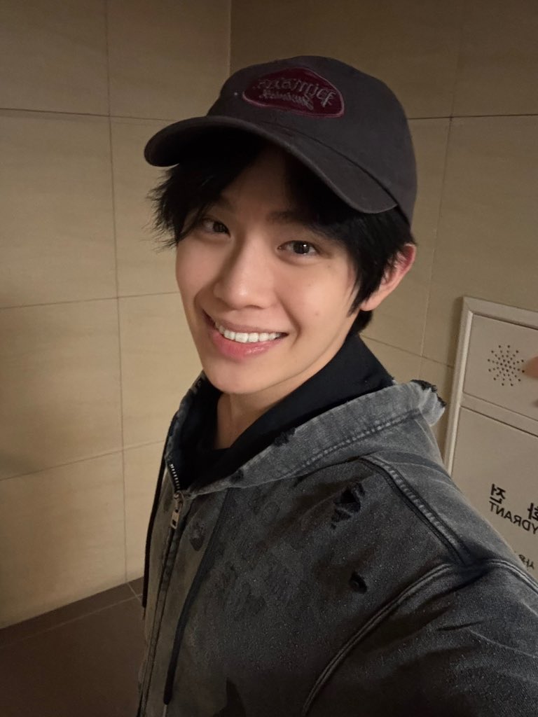 몽시리 tweet media