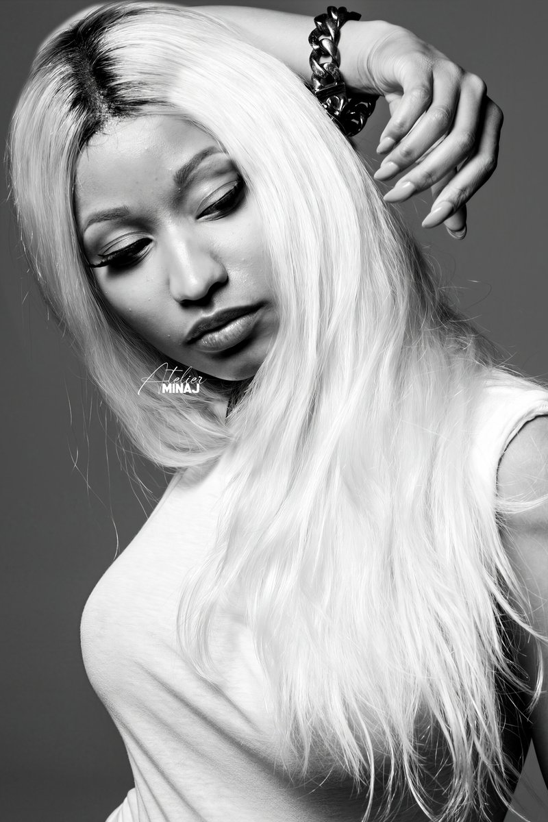 The 2013 Elle Magazine photoshoot

UHQ | 4K