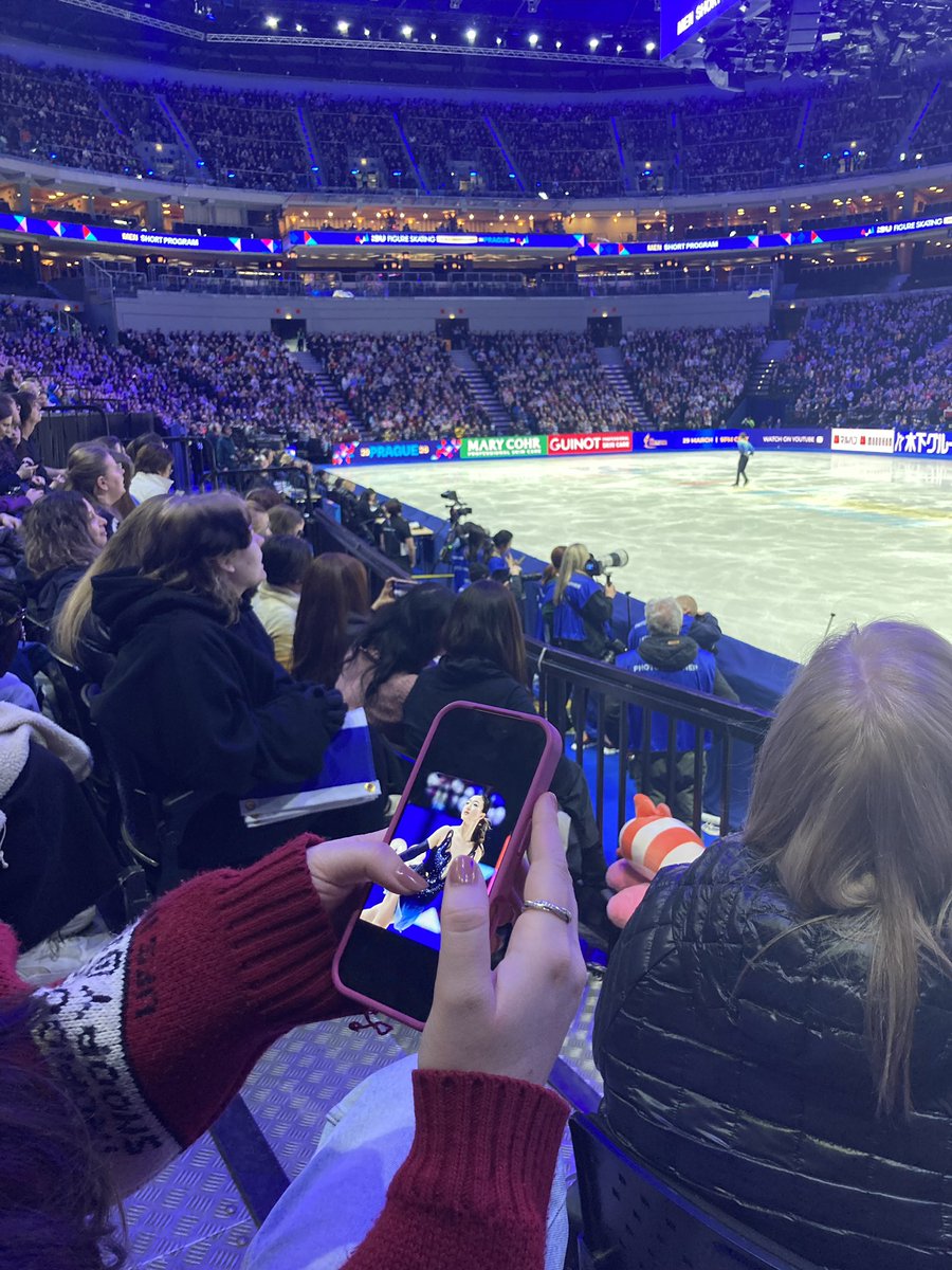 viki @ worlds!! 🇨🇿 tweet media