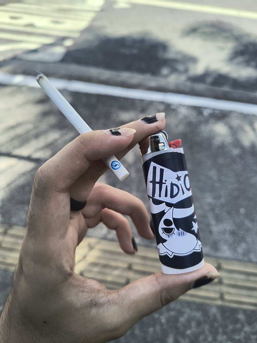 aquela música lá da Hidio camel kretek azul ou algo do tipo né