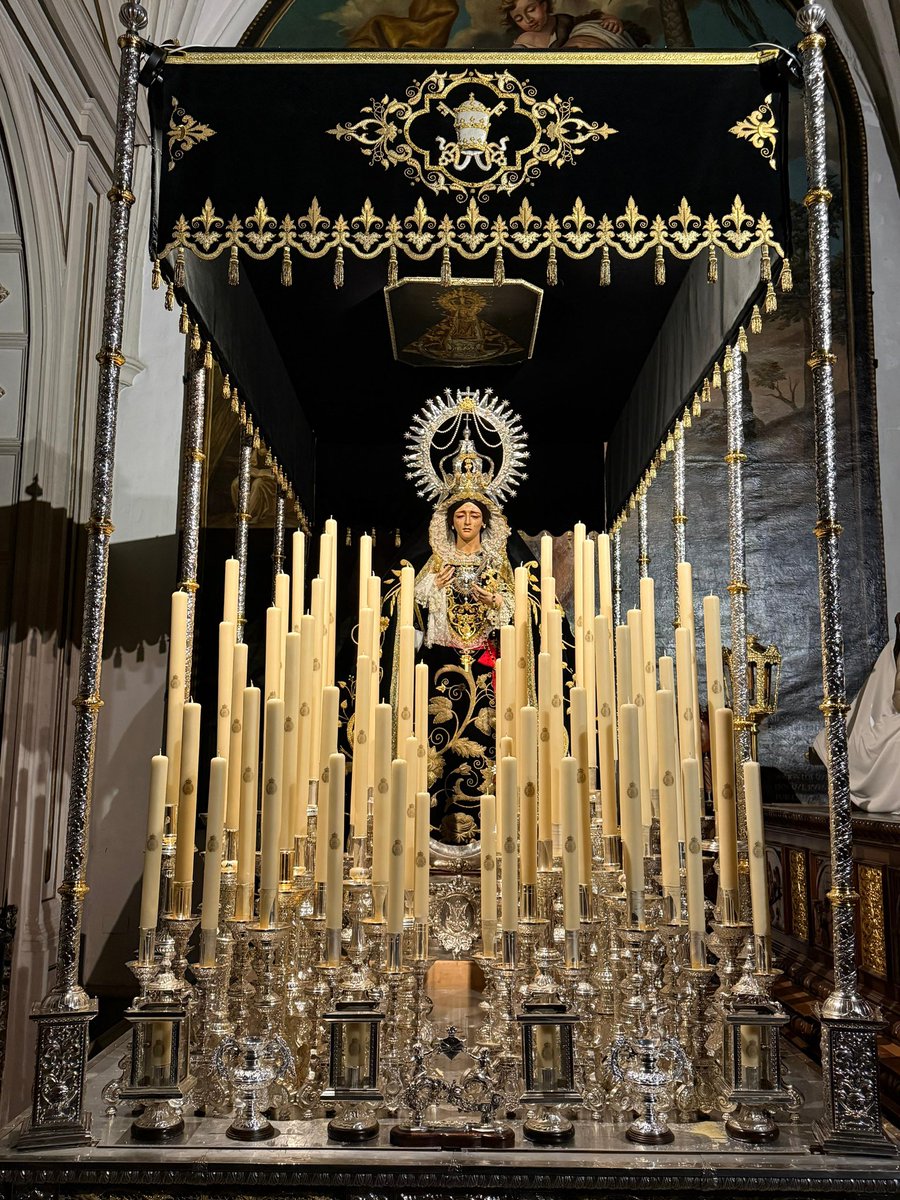 Yacente y Soledad Jaén tweet media