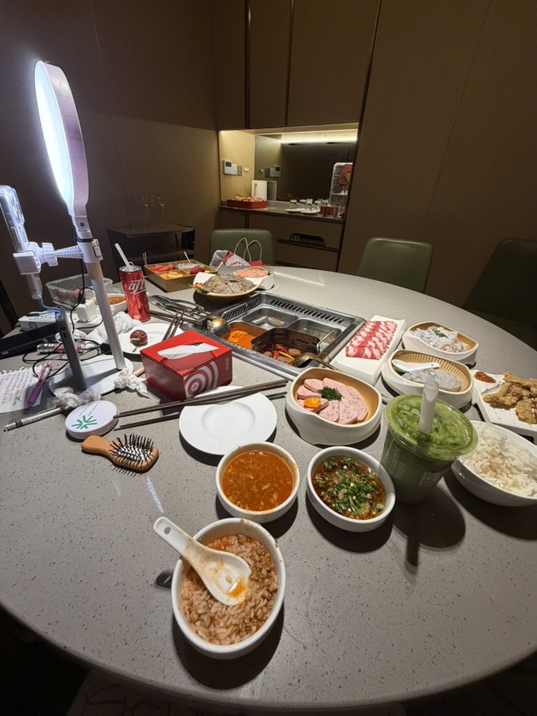 미나🐰 tweet media