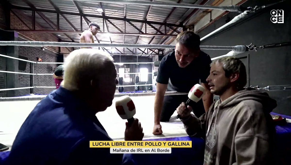 Once Stream tweet media