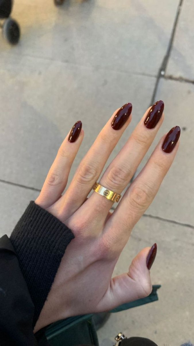 HNEYPP1E's tweet photo. how does pinterest see you?

♡ kpop idol 
♡ tattoo
♡ nails 
♡ outfit https://t.co/KLdbs6mILE