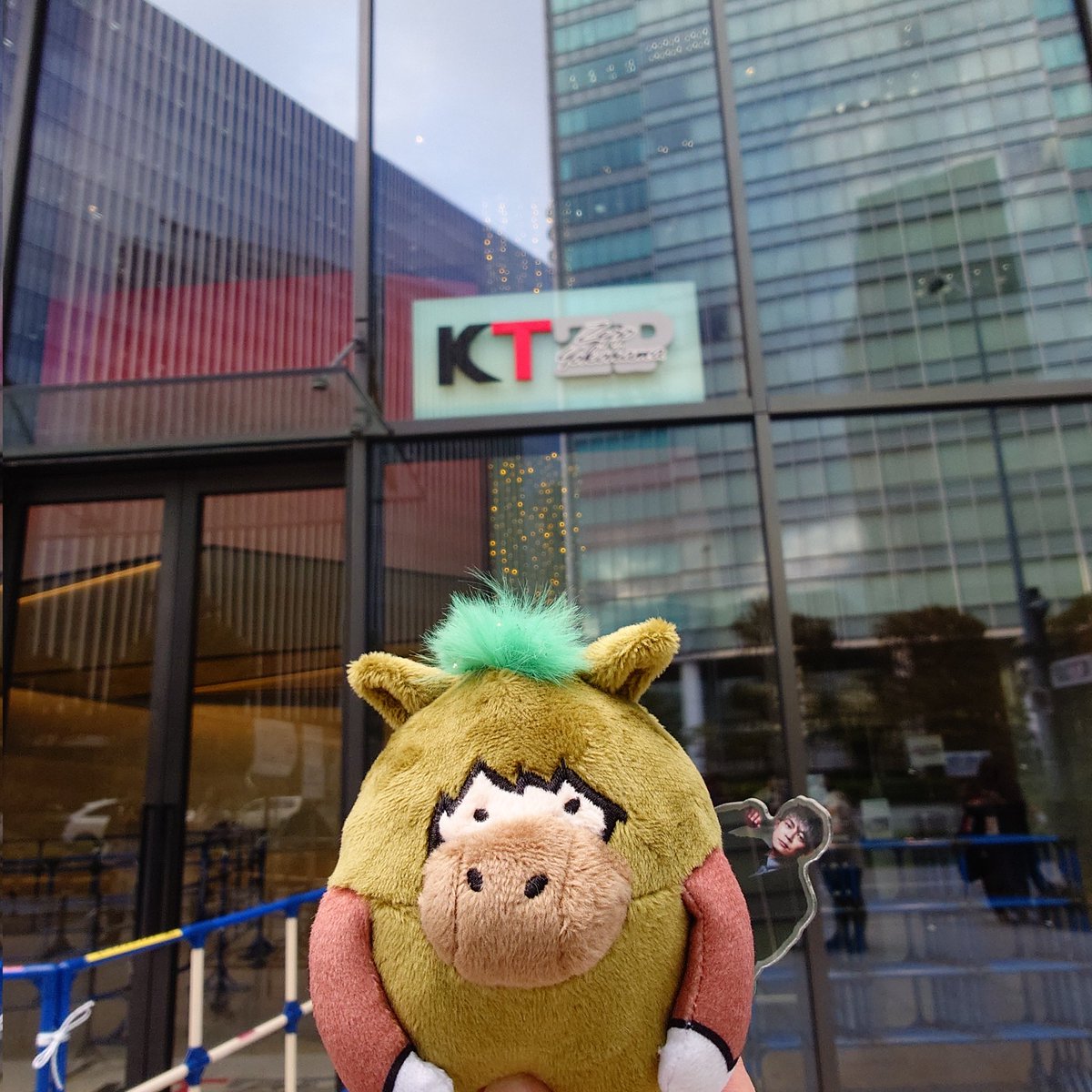 akiboonn's tweet photo. 01/21 Zepp YOKOHAMA
バースデーライブってどんなんだ？と思ったけど、久しぶりにサポートもいないちゃんとした4人の音は久しぶりだったかも✌🏻
(忘れた頃に書くな)
#flumpool https://t.co/pAJtnLDvjM