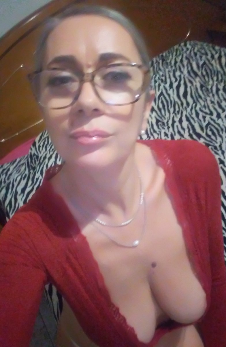 Meyvenin olgunu kadının dolgunu makbül.. Ankara'lılar iyi biliir... 🥳