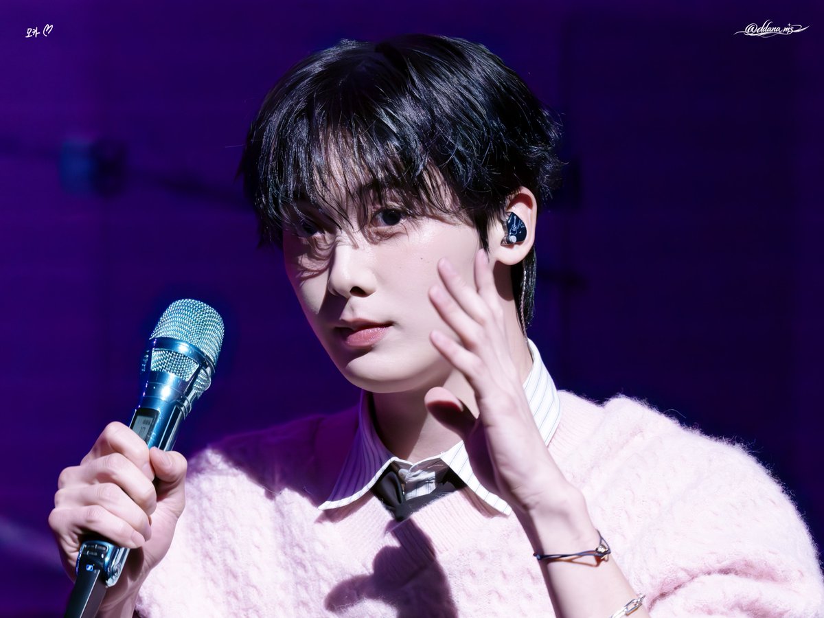 윤모카☕️ tweet media